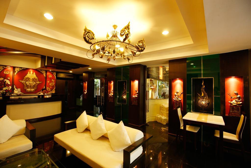 Mirth Sathorn Hotel Бангкок Экстерьер фото